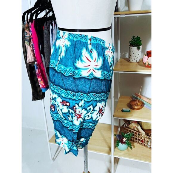 Vintage Ocean Blue Floral Beach Coverup Shorts - Picture 4 of 5